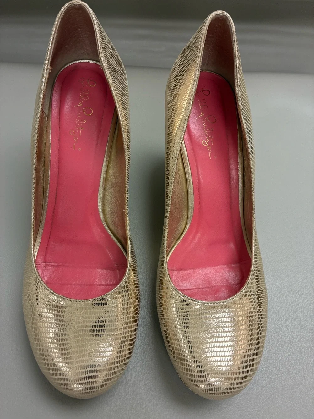 Lilly Pulitzer Gold Leather Wedge Shoes Pumps Women’s Size 8